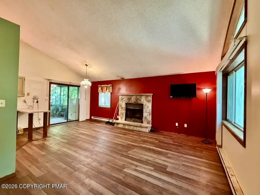 1113 Elk Drive, Bushkill, PA 18324 - #3