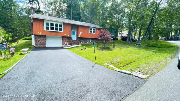 8466 Bumble Bee Way, Tobyhanna, PA 18466