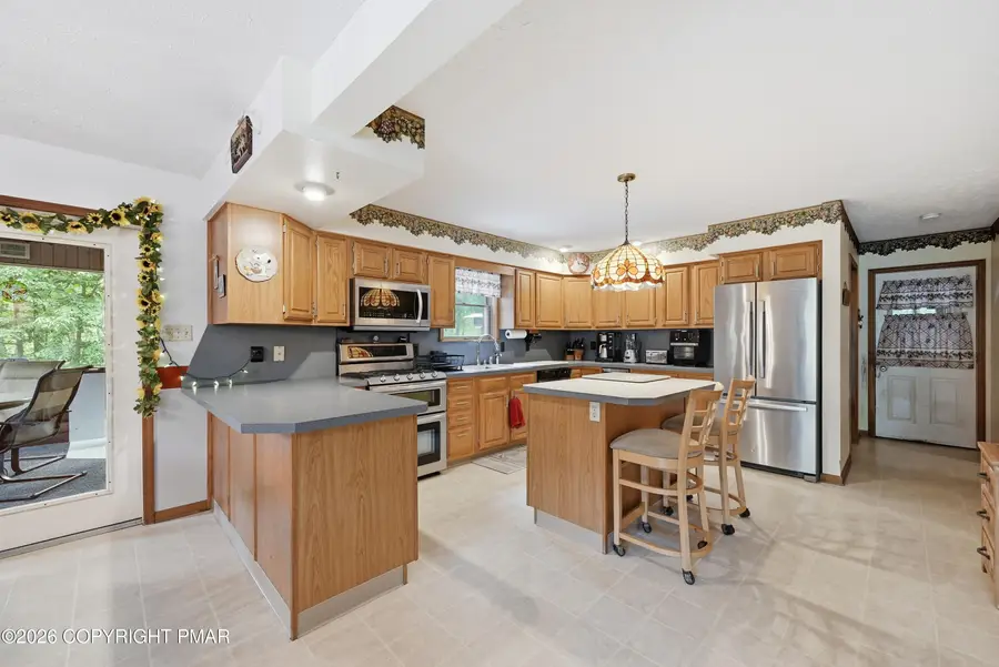 548 Lakeside Drive, East Stroudsburg, PA 18301 - #3
