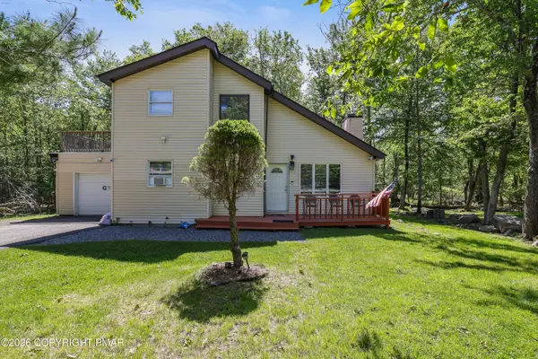7042 Vista Drive, Tobyhanna, PA 18466