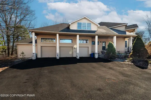 726 Pinecrest Drive, Pocono Pines, PA 18350