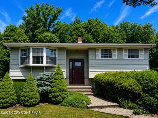 34 Parkway Drive, Stroudsburg, PA 18360