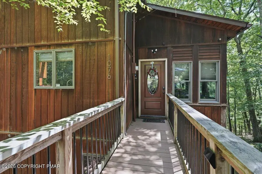 1076 Porter Drive, Bushkill, PA 18324 - #3