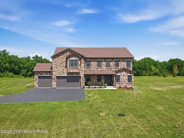 130 Longenbach Avenue N, Nazareth, PA 18064