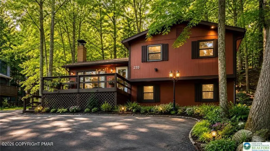 6061 Decker Road, Bushkill, PA 18324 - #1
