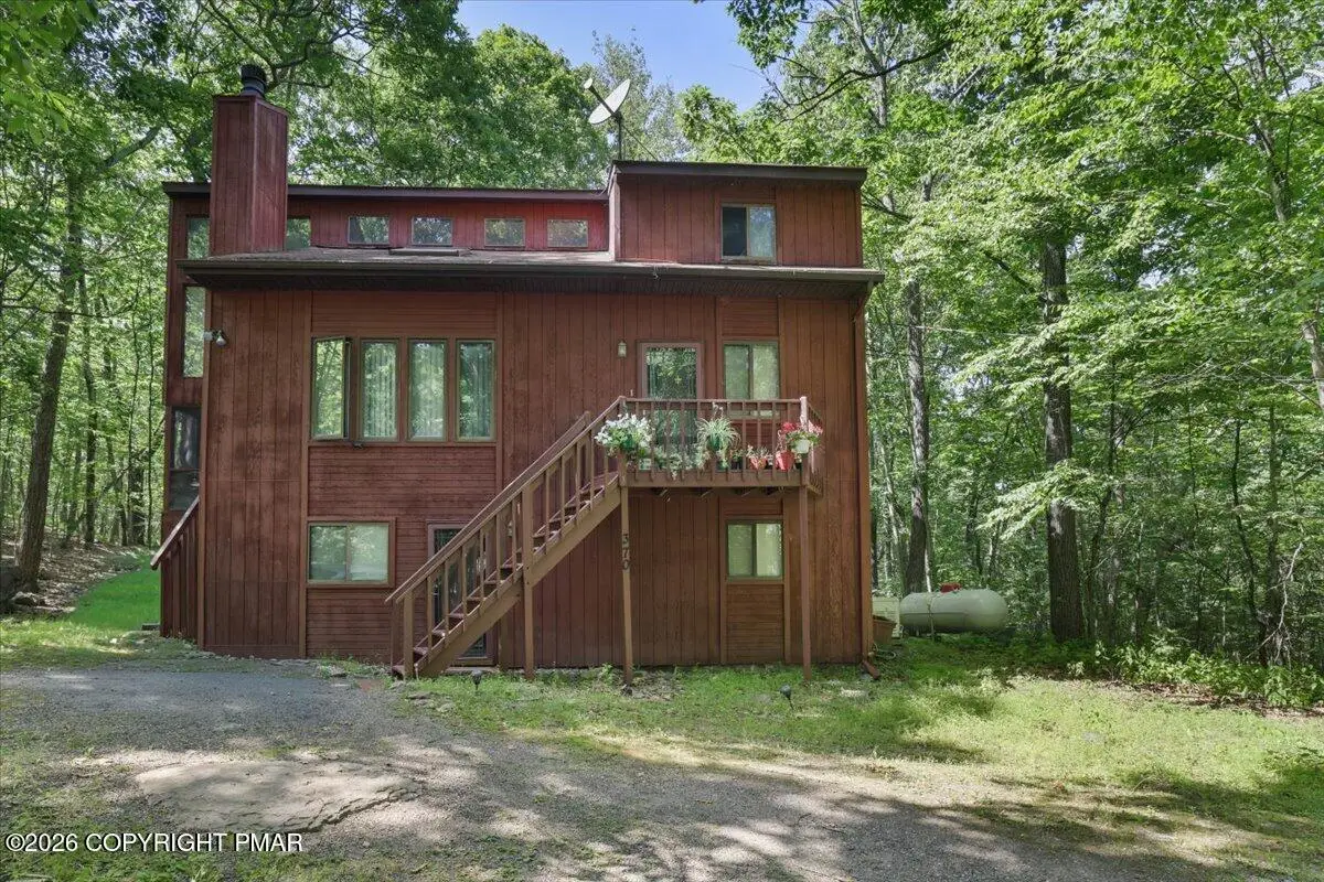 158 Saunders Drive, Bushkill, PA 18324 - #1