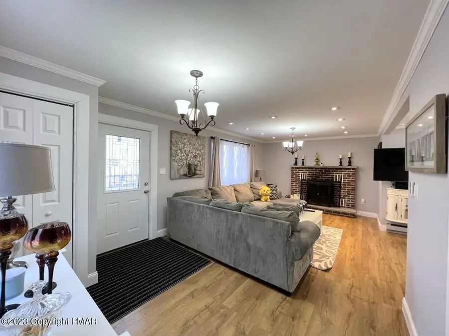177 Purple Martin Drive, Bushkill, PA 18324 - #3