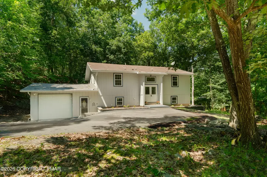 5966 Decker Road, Bushkill, PA 18324 - #2