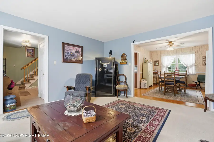14 Minsi Road, Delaware Water Gap, PA 18327 - #3