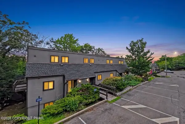 129 Cross Country Lane, Tannersville, PA 18372