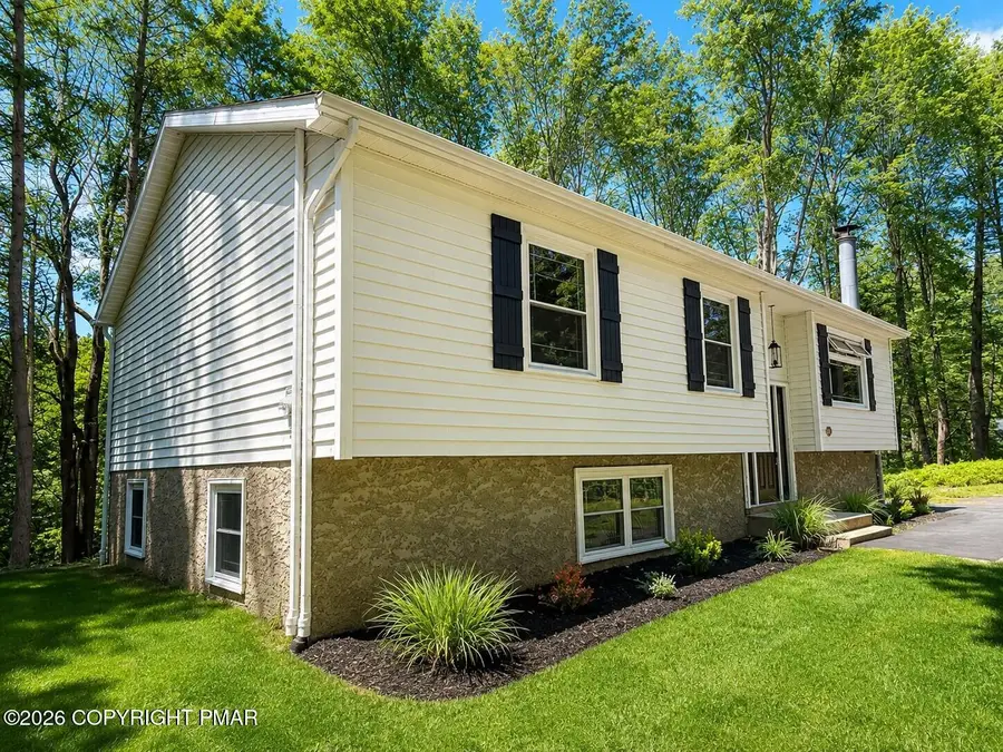 103 Deep Hollow Drive, Greentown, PA 18426 - #2
