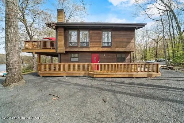 204 Forest Drive, Hawley, PA 18428