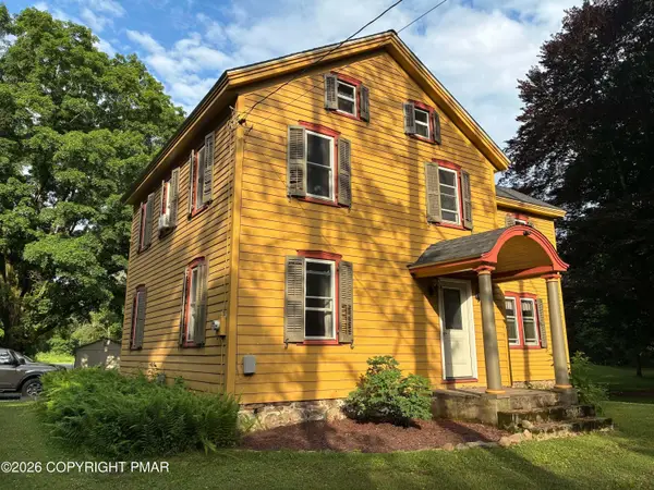 108 Effort Neola Road, Effort, PA 18330