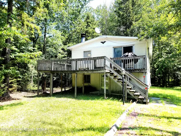 5111 Eagle Place, Pocono Summit, PA 18346