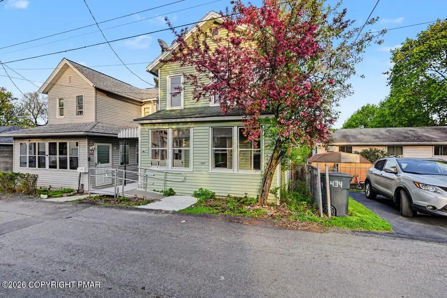 432 S Edwards Court, Scranton, PA 18504 - #3