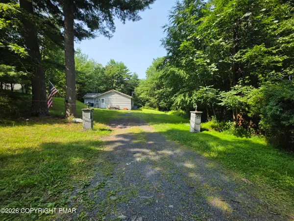 567 Big Egypt Road, Bushkill, PA 18324