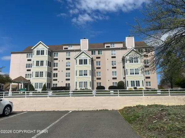 3 Village Circle, Stroudsburg, PA 18360