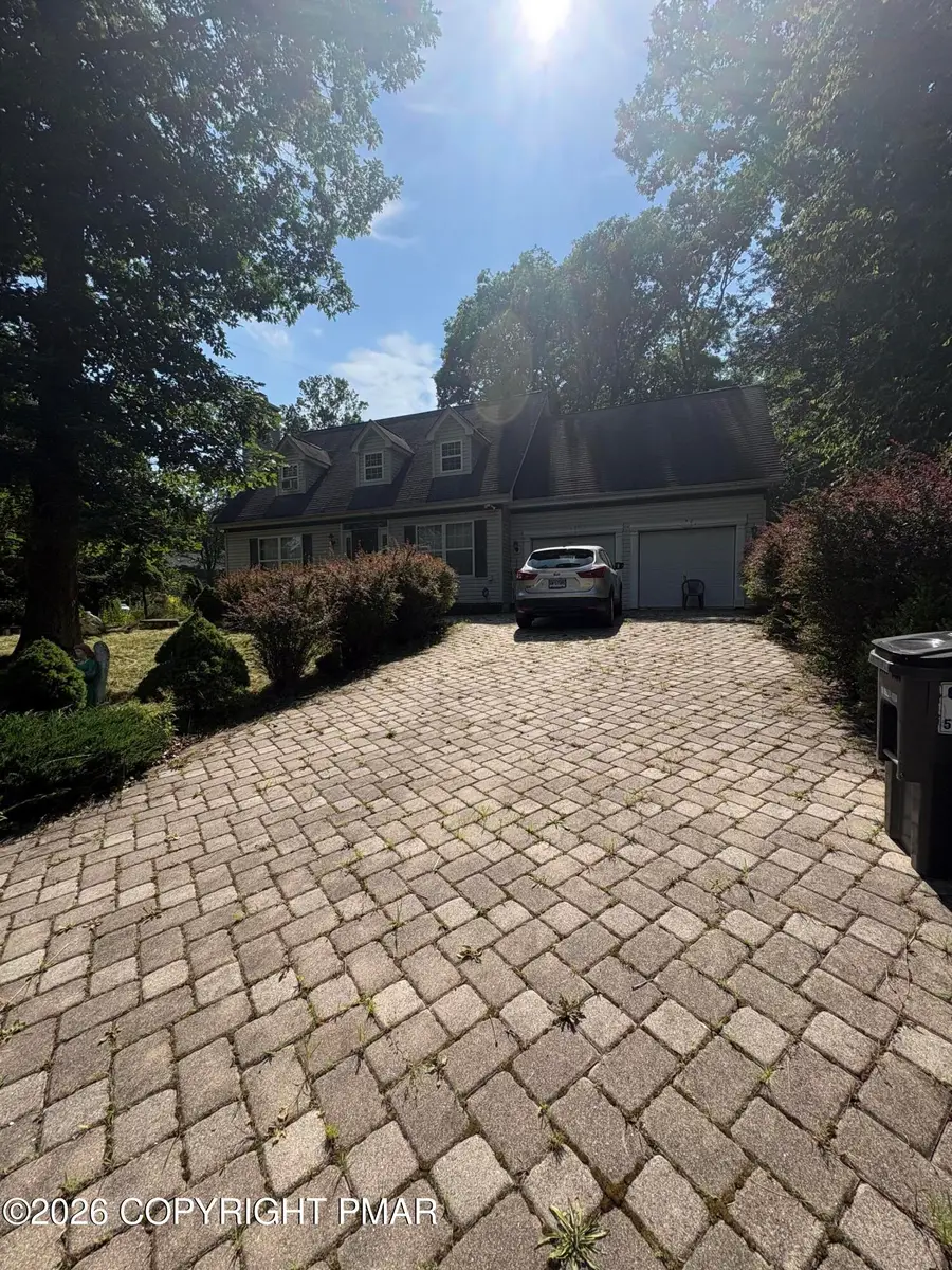 174 Pasquin Drive, East Stroudsburg, PA 18301 - #2