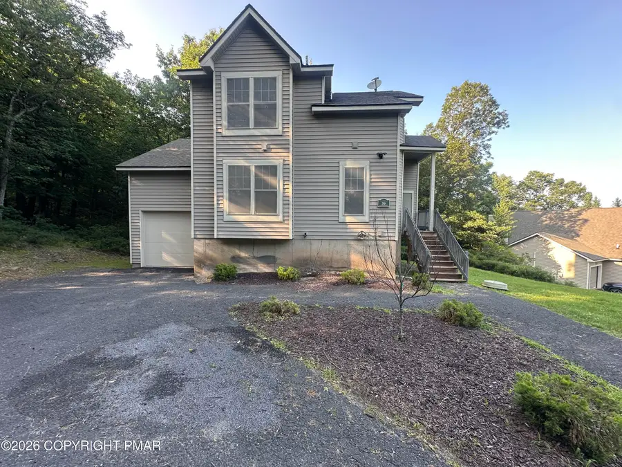 2210 Camelback Drive, Tannersville, PA 18372 - #2