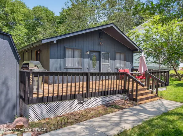 5671 Pembrook Drive, Tobyhanna, PA 18466