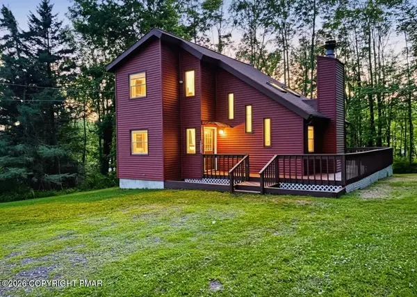 11 Meadowview Drive, Lake Ariel, PA 18436