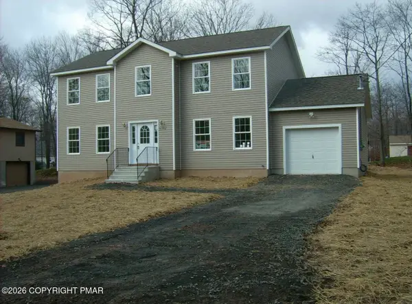 7154 Falstaff Drive, Tobyhanna, PA 18466