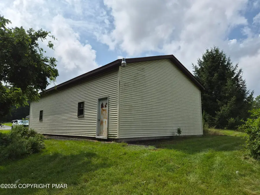 2737 Mountain Road, Stroudsburg, PA 18360 - #2