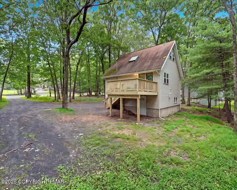 550 Whippoorwill Drive, Bushkill, PA 18324 - #3