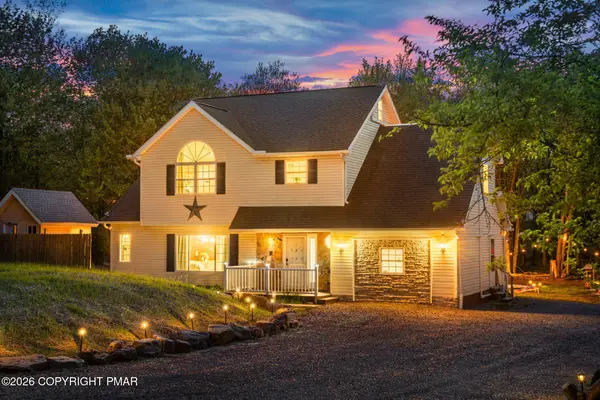 1143 Horizon Drive, Long Pond, PA 18334