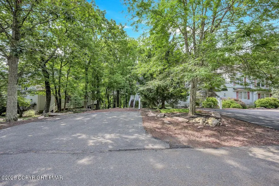 106 Laurelwoods Drive, Lake Harmony, PA 18624 - #2