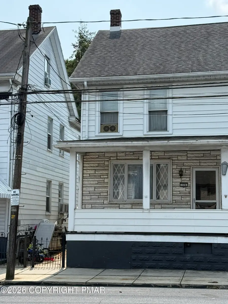228 E Patterson Street, Lansford, PA 18232 - #2