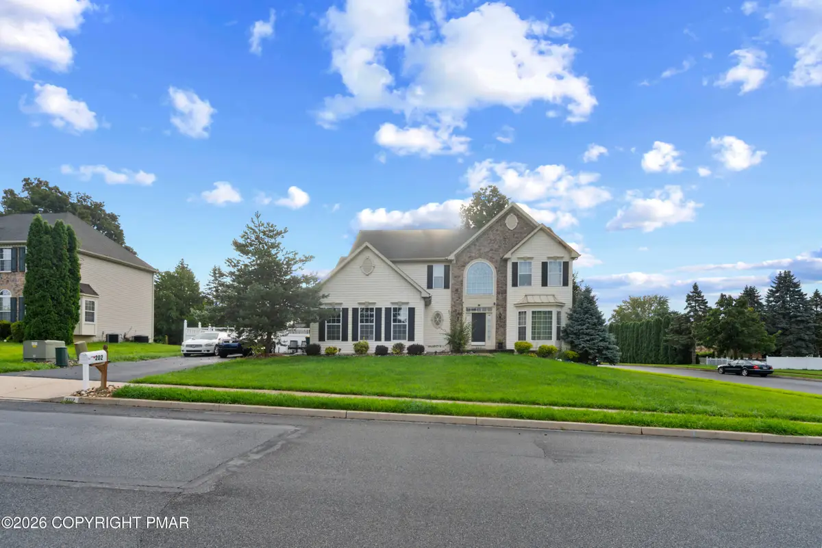 202 Lower Way Road, Easton, PA 18045 - #1