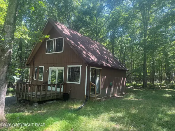 2111 Spring Drive, Bushkill, PA 18324