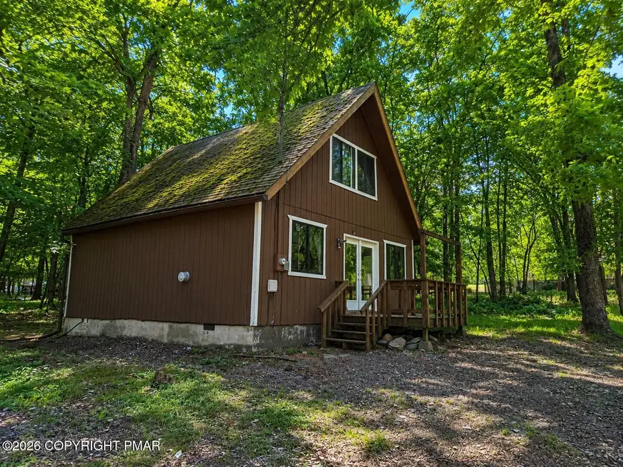 2111 Spring Drive, Bushkill, PA 18324 - #2