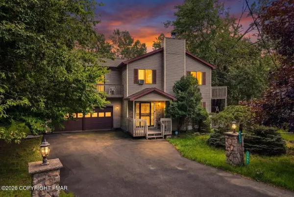 7901 Sleepy Hollow Drive, Tobyhanna, PA 18466