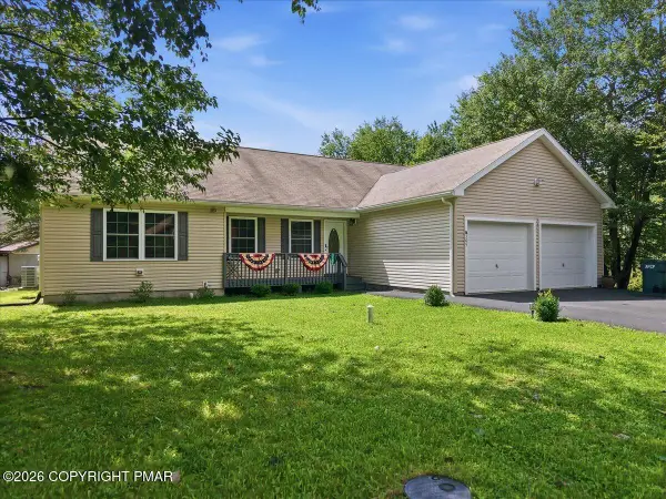 3106 Briarwood Drive, Tobyhanna, PA 18466