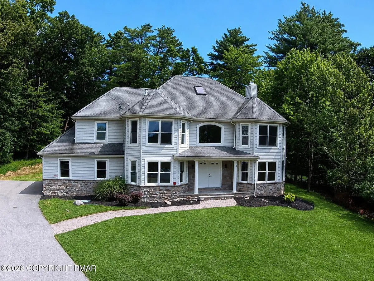 4515 Tee Drive, East Stroudsburg, PA 18302 - #1