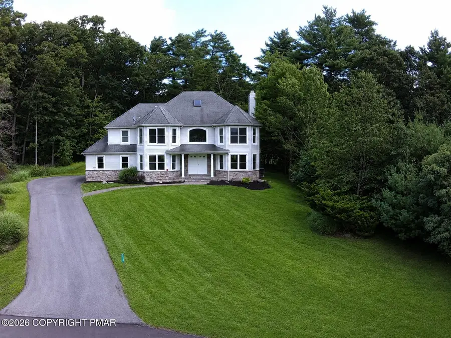 4515 Tee Drive, East Stroudsburg, PA 18302 - #2