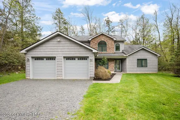 2236 Hillcrest Drive, Pocono Pines, PA 18350