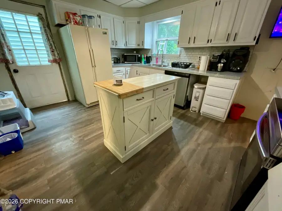 320 W Ridge Street, Lansford, PA 18232 - #3