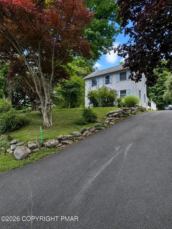 52 Smith Street, East Stroudsburg, PA 18301