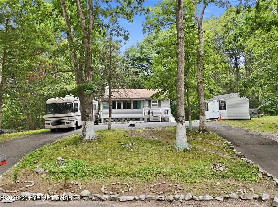 261 Wynding Way, Bushkill, PA 18324 - #3