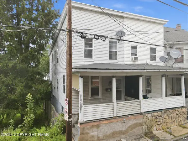 347 W Kline Avenue, Lansford, PA 18232