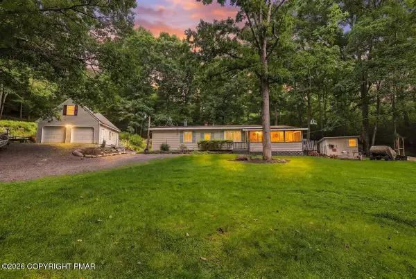 3192 Berry Lane, Cresco, PA 18326