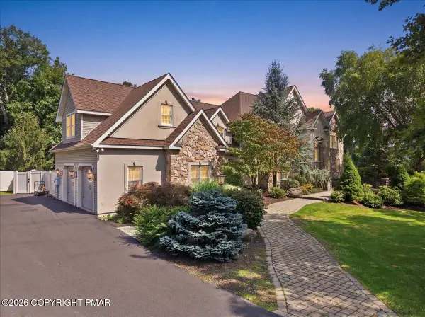 150 Kettle Ridge Drive, Stroudsburg, PA 18360