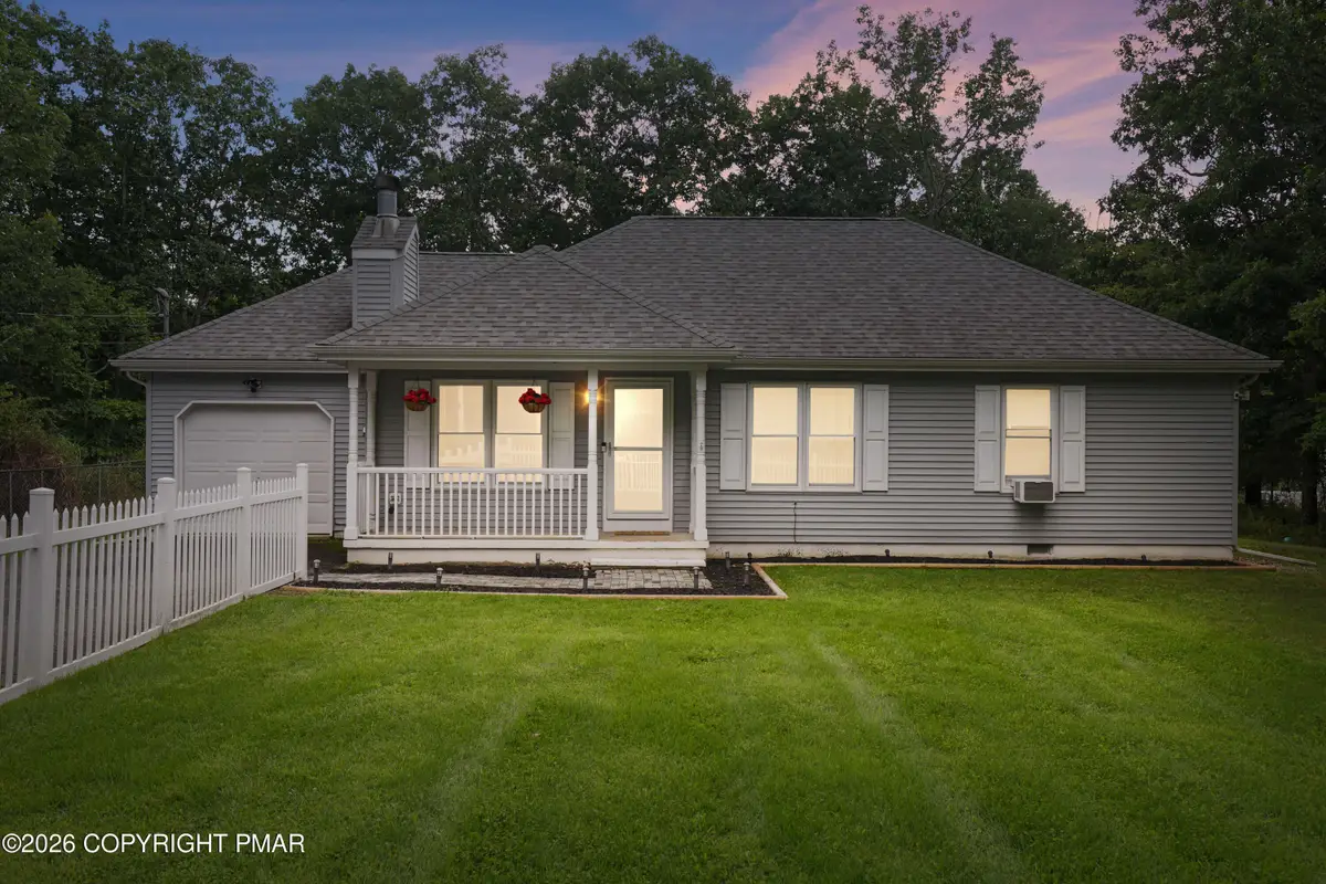 7 Flagstone Lane, East Stroudsburg, PA 18302 - #1