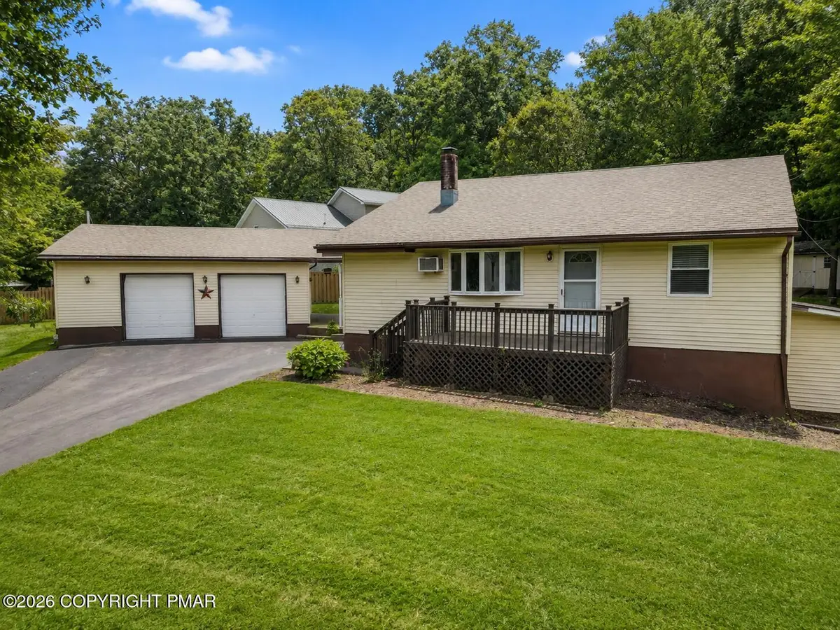 126 Lilac Drive, East Stroudsburg, PA 18301 - #1