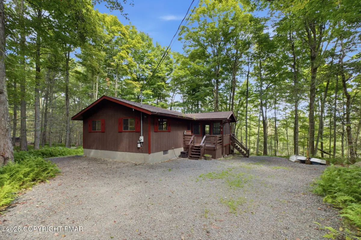 172 L C Larsen Drive, Clifton, PA 18424 - #1