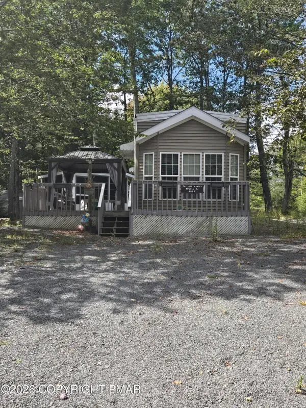 29 Sunshine Drive, Covington Township, PA 18424