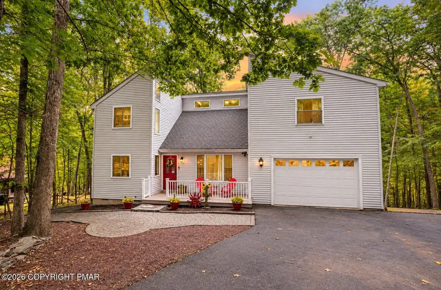 203 St Andrews Drive, Bushkill, PA 18324 - #2